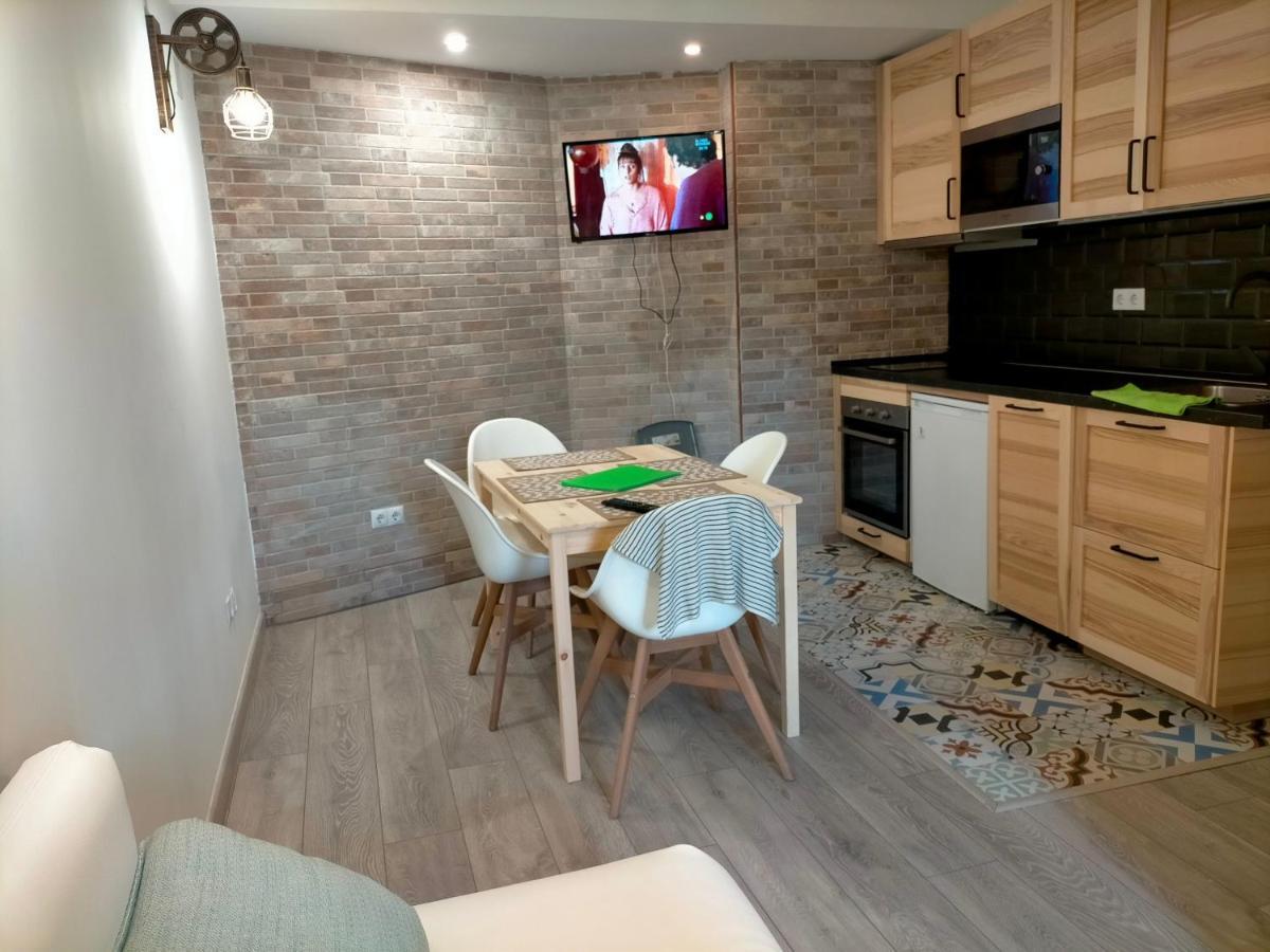 Apartamento Rural Miraflores de la Sierra Exteriör bild