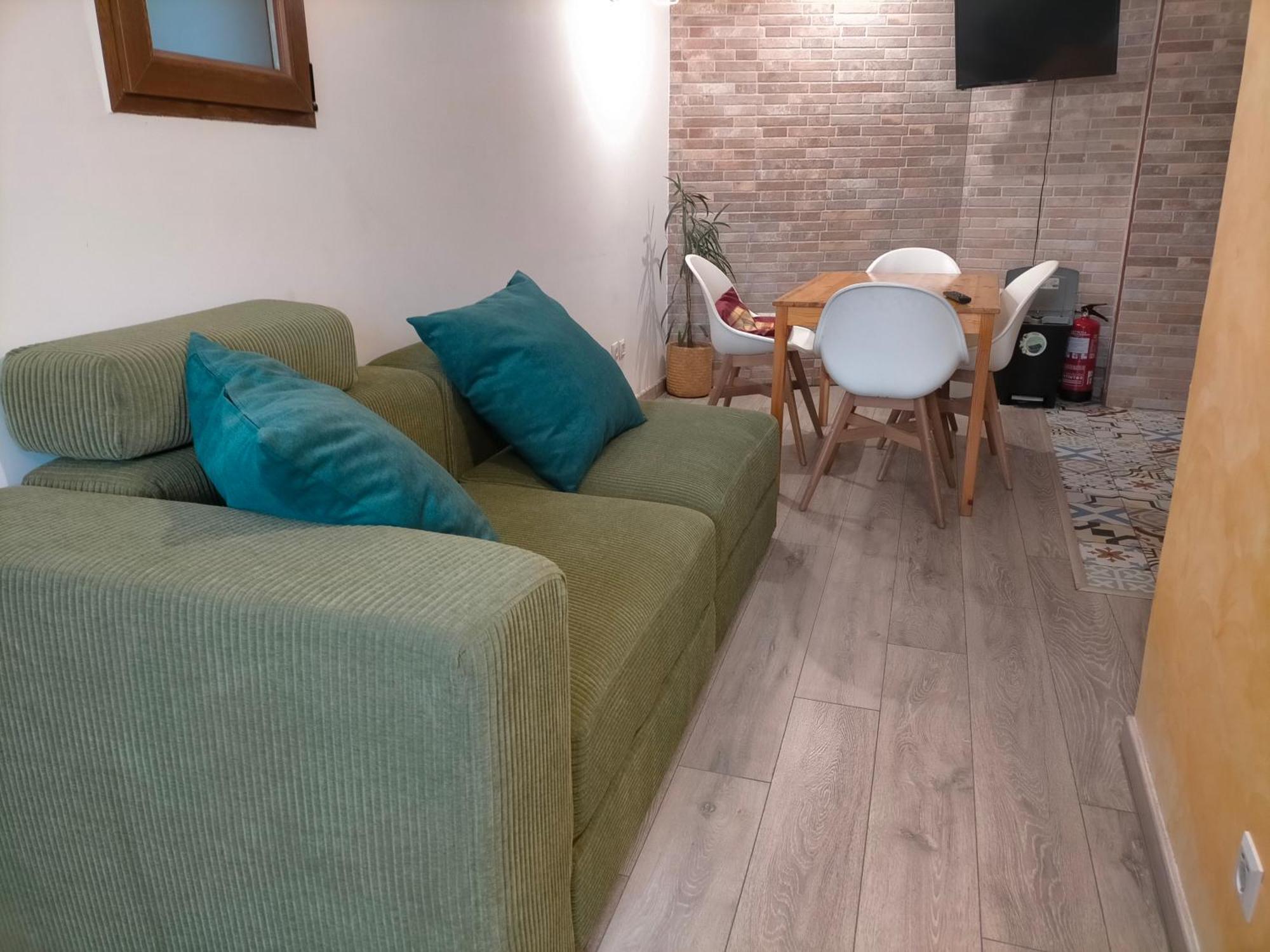 Apartamento Rural Miraflores de la Sierra Exteriör bild